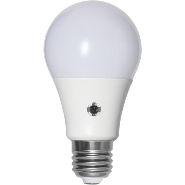 Globe A60 Sensor Day Night Flash-LED Light Bulbs-Flash-B22 (6w)-diyshop.co.za